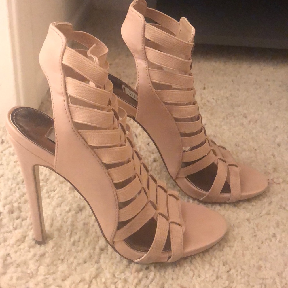 Stretche Steve Madden strappy shoes